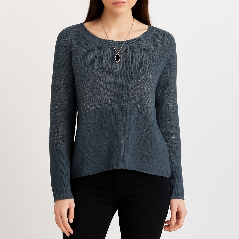 Womens M Gray Metallic‎ Knit Sweater Long Sleeve Pullover Shimmer Holiday